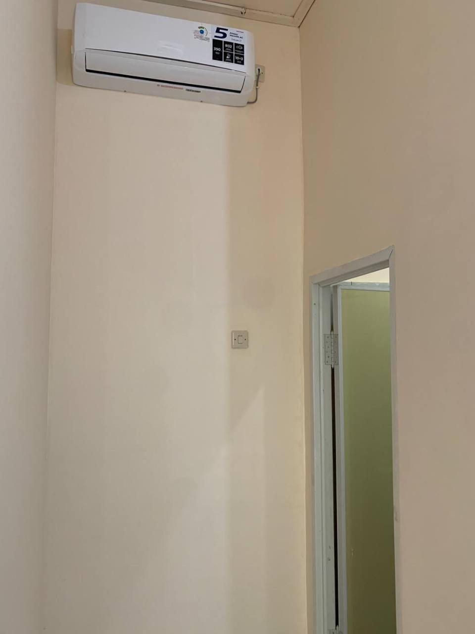 Dikky Guest House Near Bangsal And Sira Pemenang Dış mekan fotoğraf