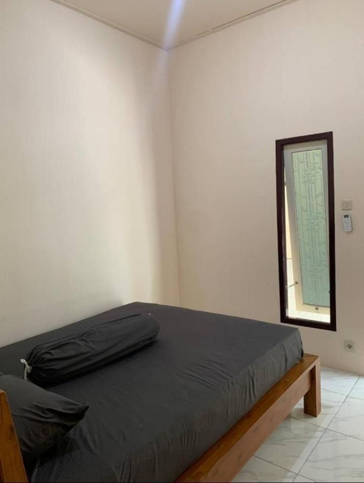 Dikky Guest House Near Bangsal And Sira Pemenang Dış mekan fotoğraf