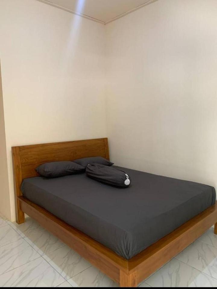 Dikky Guest House Near Bangsal And Sira Pemenang Dış mekan fotoğraf